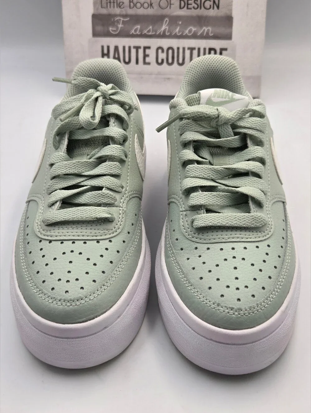 NIKE Air Force